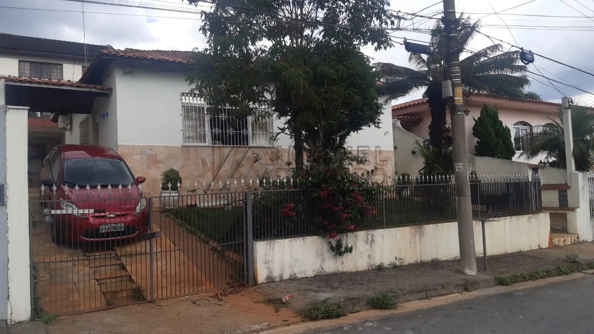 Casa para venda possui 250 m² Em Cidade São Francisco - São Paulo/SP