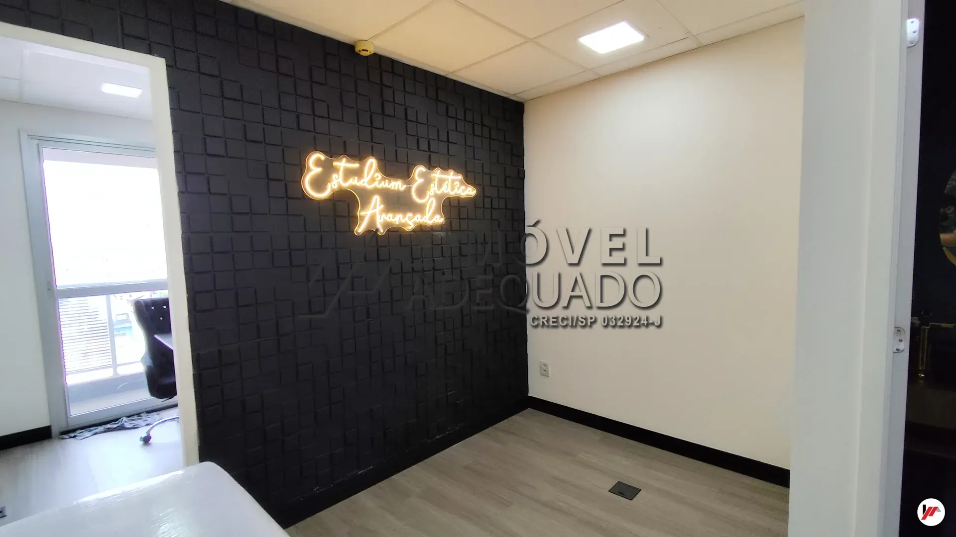 Sala Comercial para loca&ccedil;&atilde;o possui 27 m&sup2; Em Centro - Osasco/SP