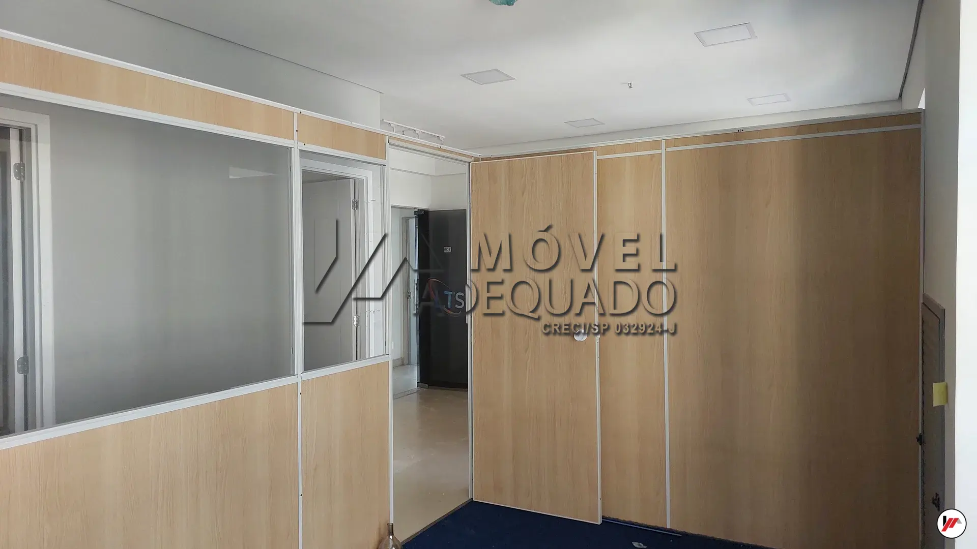 Sala Comercial para loca&ccedil;&atilde;o possui 36,45 m&sup2; Em Centro - Osasco/SP
