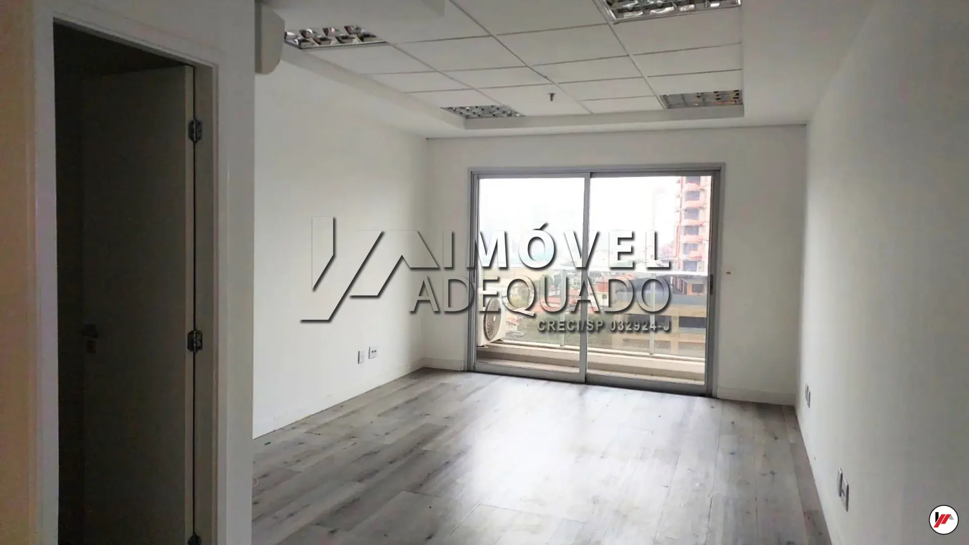Sala comercial para venda ou loca&ccedil;&atilde;o no Campesina Offices de 27 m&sup2; na Vila Campesina, Osasco/SP